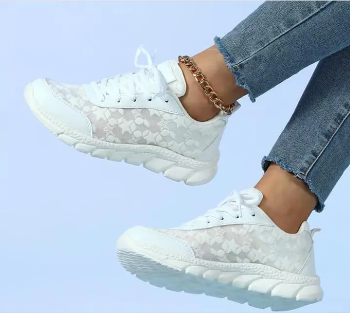Breathable lightweight soft-soled comfortable outdoor running shoes