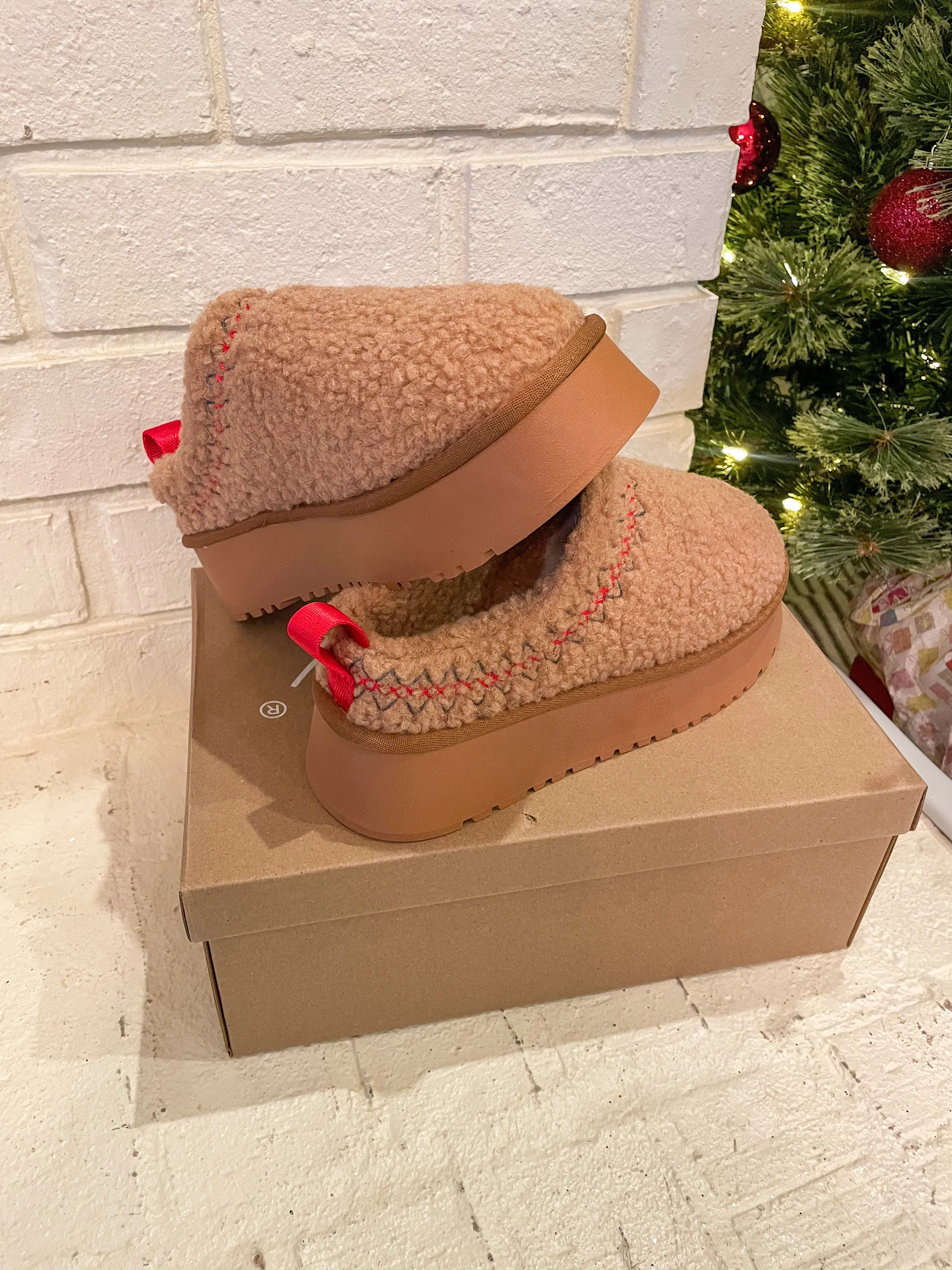 Isaac Platform Sherpa Slippers