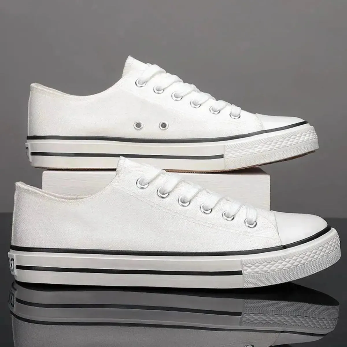 Lace Up Round Toe Canvas Sneakers
